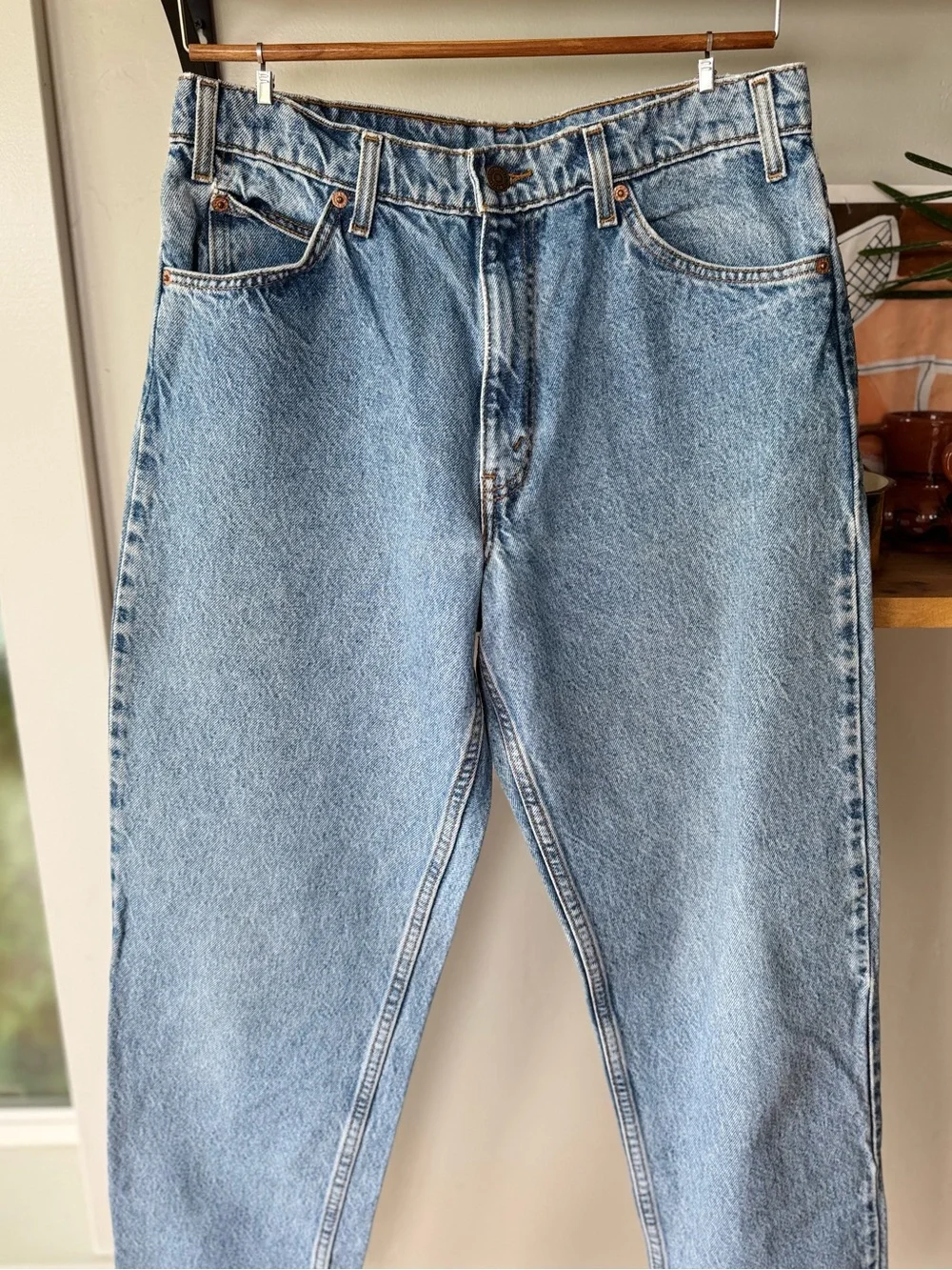 Vintage 90s Levi’s 550 Orange Tab Denim Relaxed Fit Tapered Leg Jeans 33 x 34